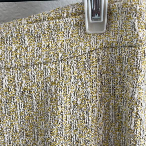 Anne Klein 2 Piece skirt Suit - Picture 10 of 12